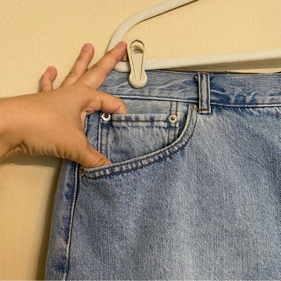 ASOS High Waisted Distressed Denim Shorts Light-Wash 100% Cotton Size 14 - Picture 6 of 12